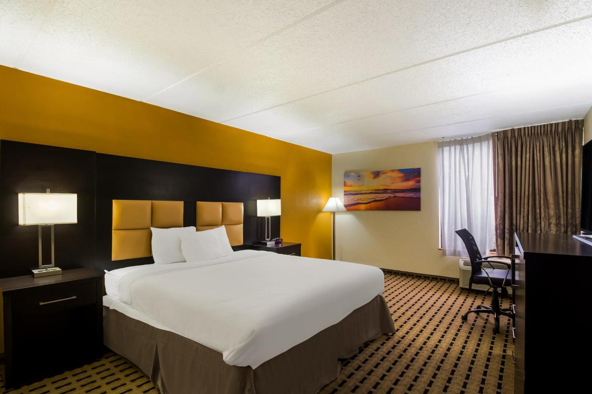 Hotel Clarion Pointe Lake Jackson Esterno foto